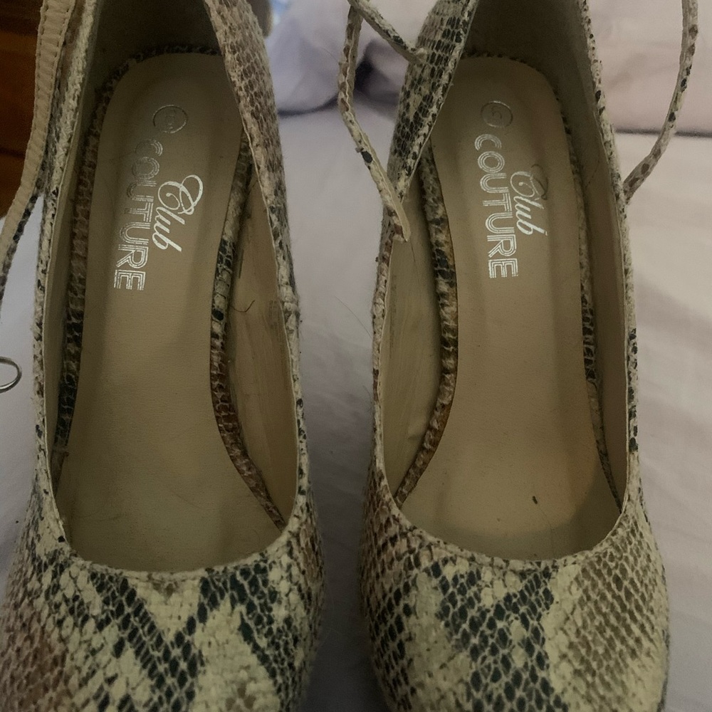 Shoes - Picture 2 of 3